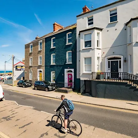Seaside Getaway *